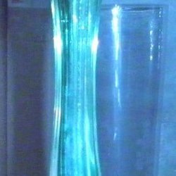 Square vase en verre
