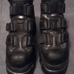 Square chaussure new rock en cuir noir t41  1 